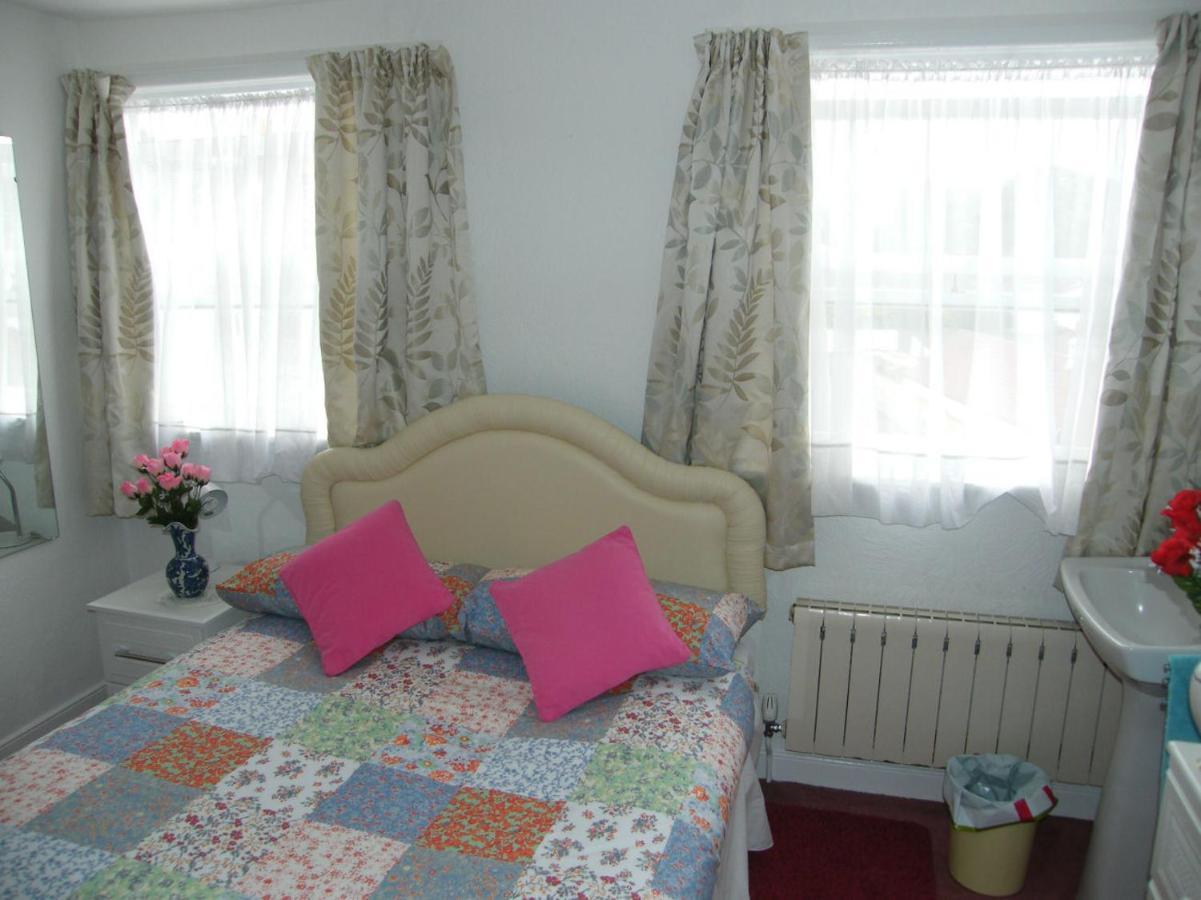 El Tabora Guest House Saint Peter Port Buitenkant foto
